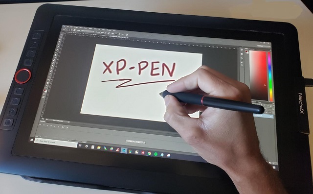 XP-PEN Artist 15.6 Pro Piirtonäyttö.jpg
